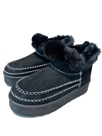 PANTUBOTAS BORDADAS CORTE ALTO NEGRO